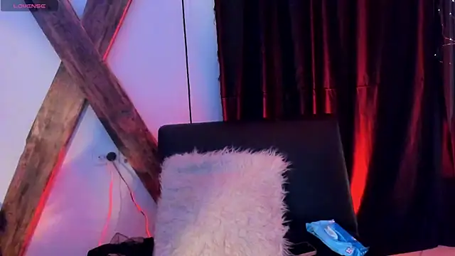 chantal_rusell - Chantal_rusell's free webcam - UK Sex Cams