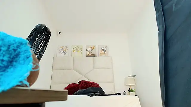 elizawiliamst webcam