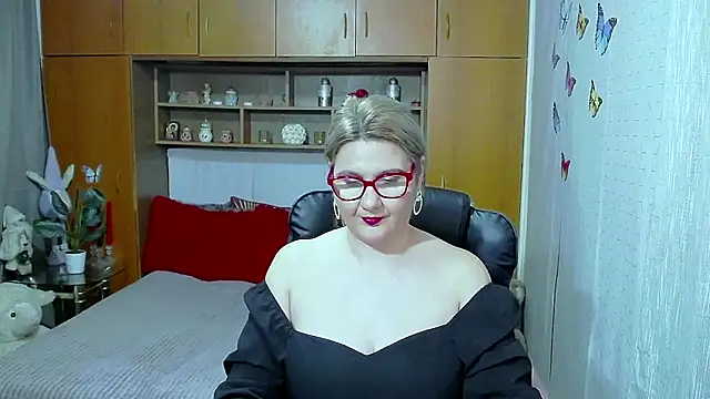 LucilleFenlys webcam