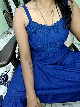 tamil_thaara03 webcam