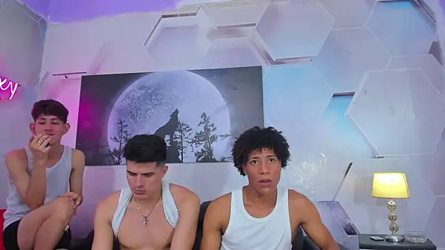 Spicy_guys webcam