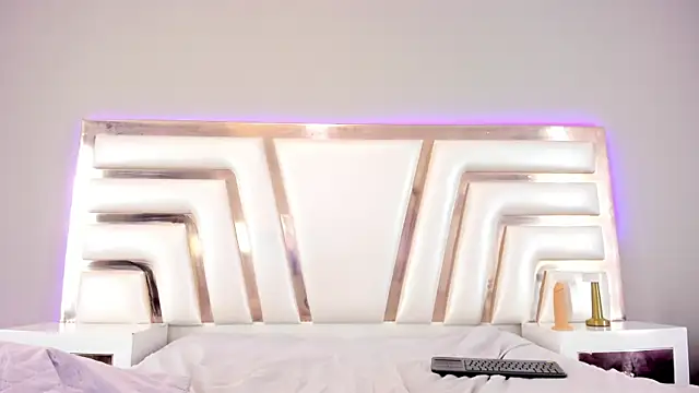 aisharhodes00 - Aisharhodes00's free webcam - UK Sex Cams