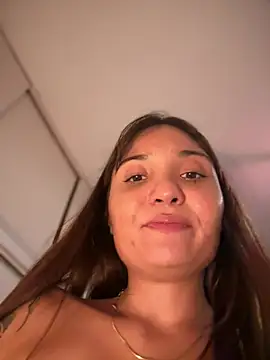 LunaXuan live sex cam