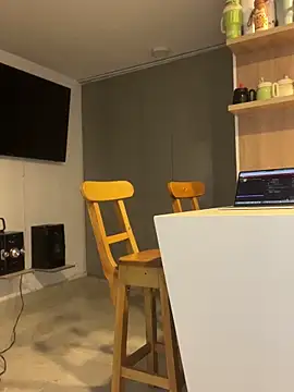 tabata_monroee webcam