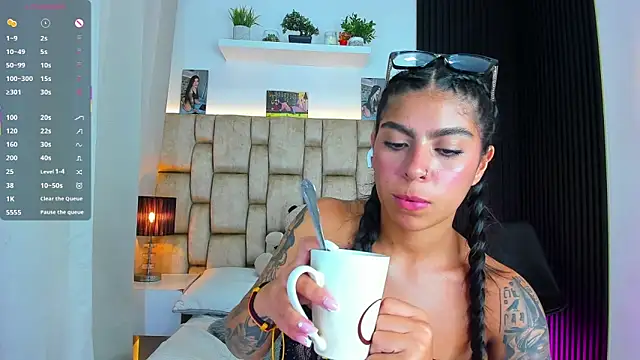 little_sophie18 - Little_sophie18's free webcam - UK Sex Cams