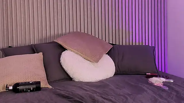 ashvalentine_ webcam