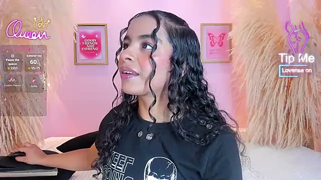 SunnyGilmoree webcam