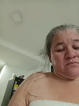 CheekySnowQueen_69 webcam