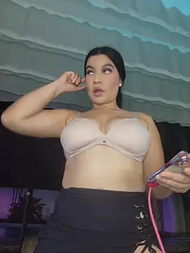 Pretty_Julieta webcam