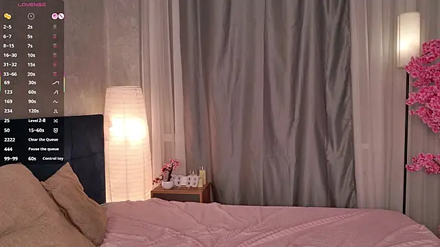 little_poetryyy webcam