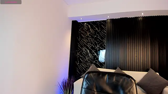 alicee_broownn - Alicee_Broownn's free webcam - UK Sex Cams