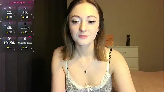 white_liillyy webcam