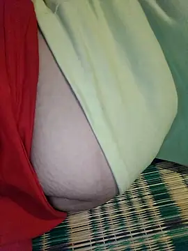 TamilDreamgirl08 webcam