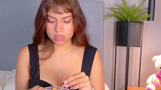 HelenaFoumier webcam