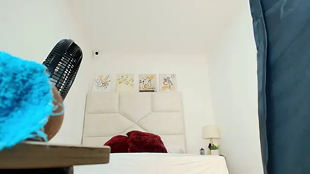 elizawiliamst webcam