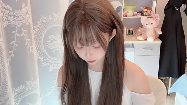 美女-peony-在线直播