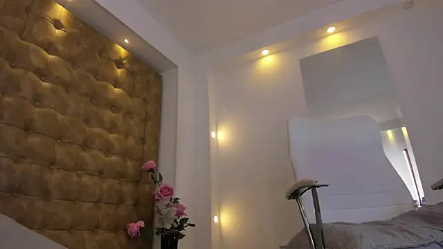 violet_giraldo webcam