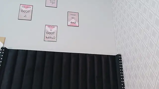 ebonycoworker - EbonyCoWorker's free webcam - UK Sex Cams