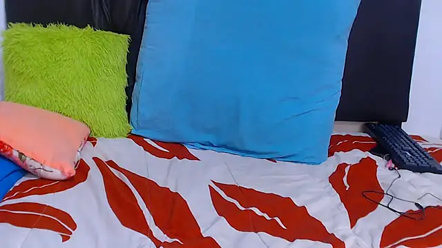 BigbootyNickyx webcam