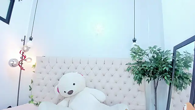 Victoria_Coleman webcam