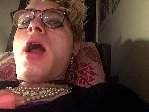 Sissy_Cindy_Whore webcam