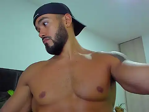 Alexander_Martines webcam