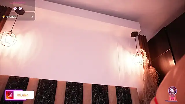Ivi_Aiko webcam
