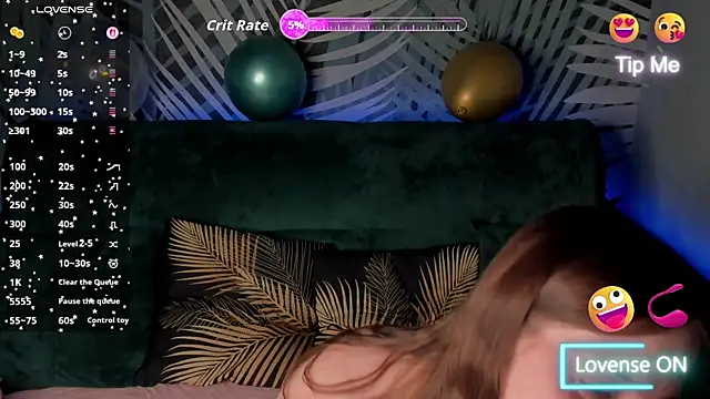 ChristyCrayme webcam