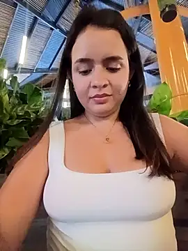 Julieth_hot-69 webcam