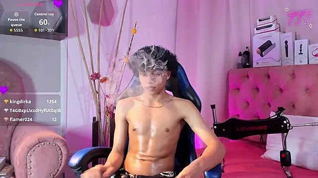 _taylor_black webcam