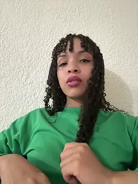 yasmin777_ - Yasmin777_'s free webcam - UK Sex Cams