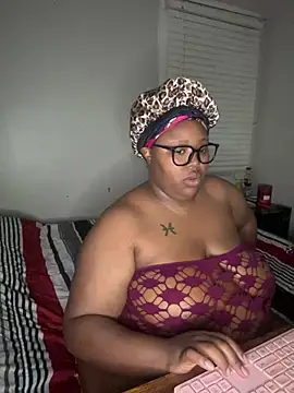 Chocolatebunnyxx96 webcam