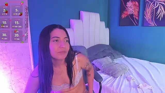 Adrienne__ webcam