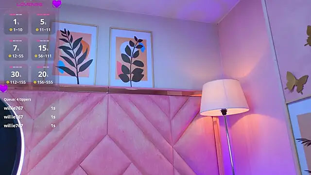 emilyjonesss_ webcam