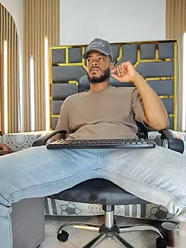 Oliver_bigblack_cock webcam