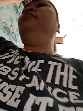 Sweetlorie_83 webcam