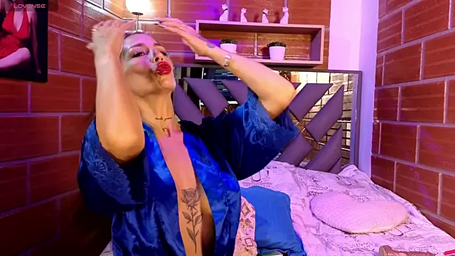 zinnia_mosley webcam