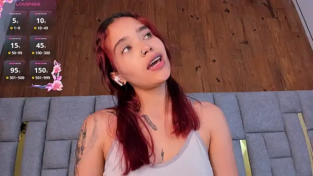 camilaa_smith_ webcam