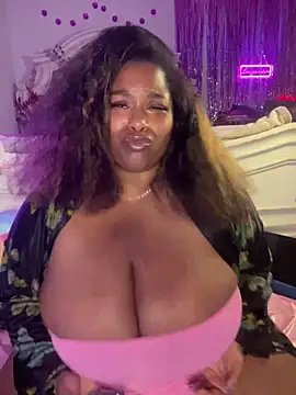 xoxoSELENAxoxo webcam