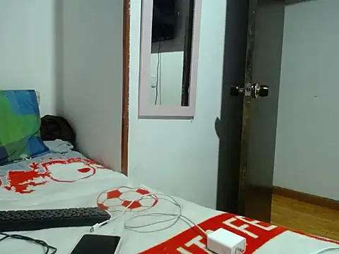 Laura_martin_ webcam