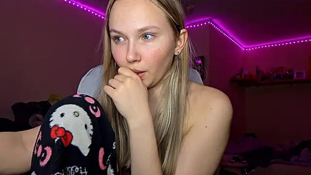 KarinRobertson webcam