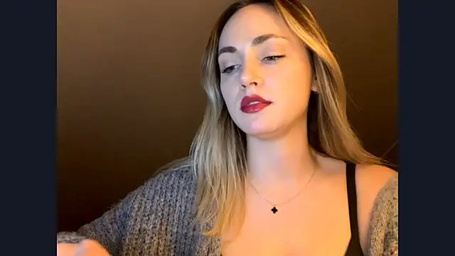 ScarlettSensitive webcam