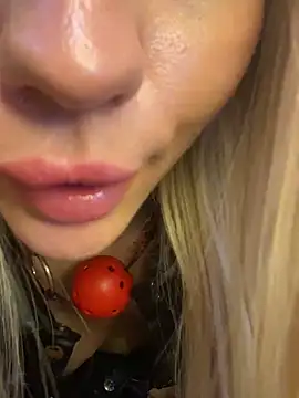 MistressMommyKate webcam