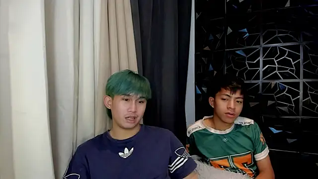 davincihugecock - Davincihugecock's free webcam - UK Sex Cams