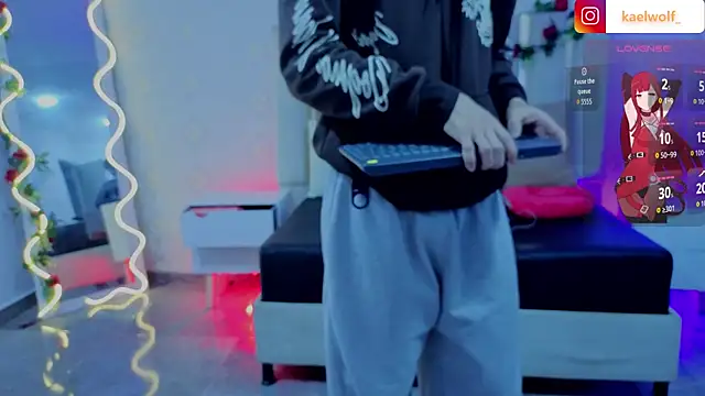 kaelwolf_tay webcam