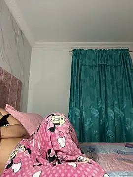 Webcam Model (Kimmymadison-) is live