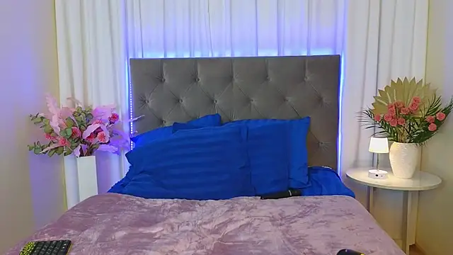 Ariana_Petite webcam