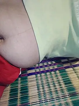 TamilDreamgirl08 webcam