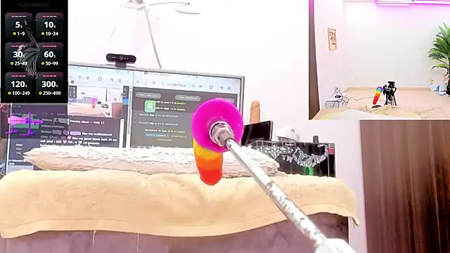 Paulina_Davis_ webcam