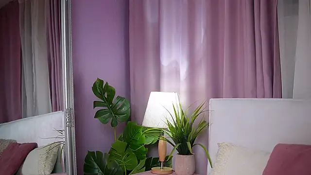 ameliabarbie - AmeliaBarbie's free webcam